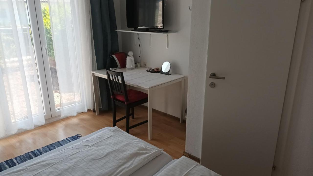 Haus Edith Privathaus mit Gästezimmern Bregenz Exterior foto